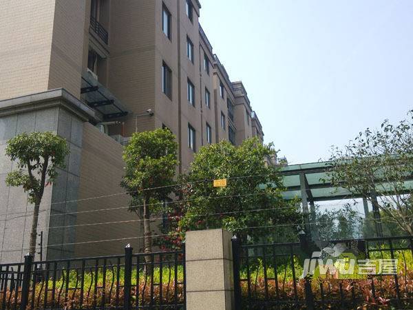 中意名仕苑