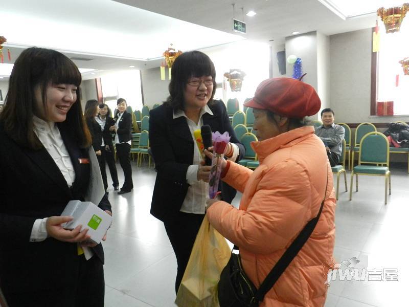 保定华中假日星座||保定找工作招聘网||华中假日