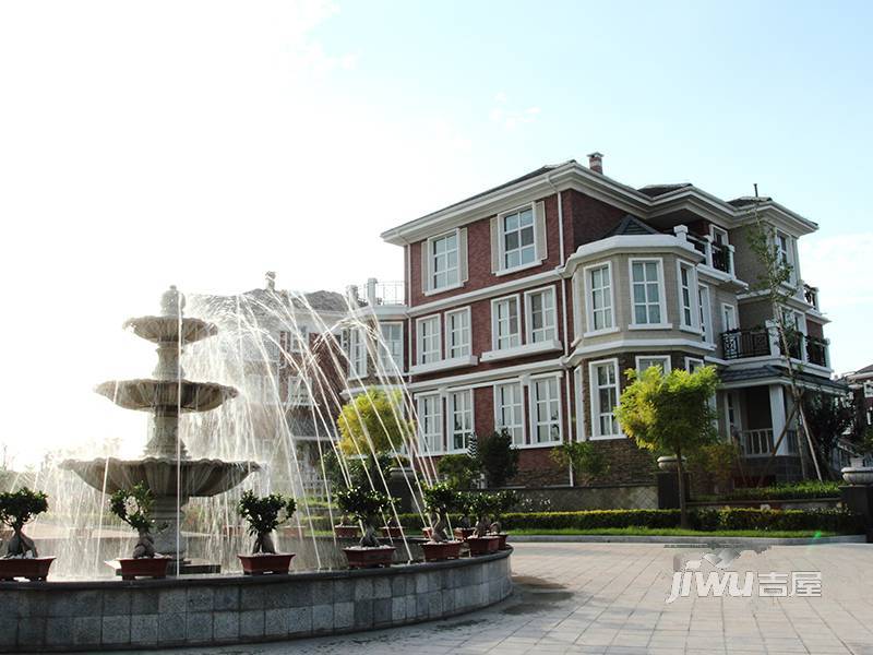 东龙壹湾二期别墅外景实景图(2013.9.10)