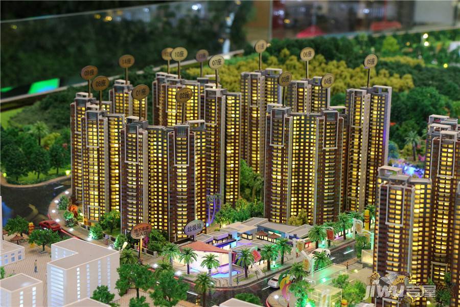 保利中央公园沙盘实景照(2015-10-1)