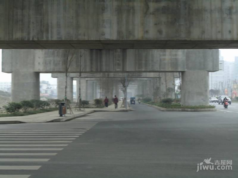 西郡兰庭实景图图片