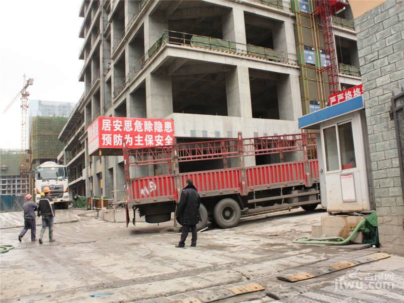 东方希望天祥广场天荟实景图图片