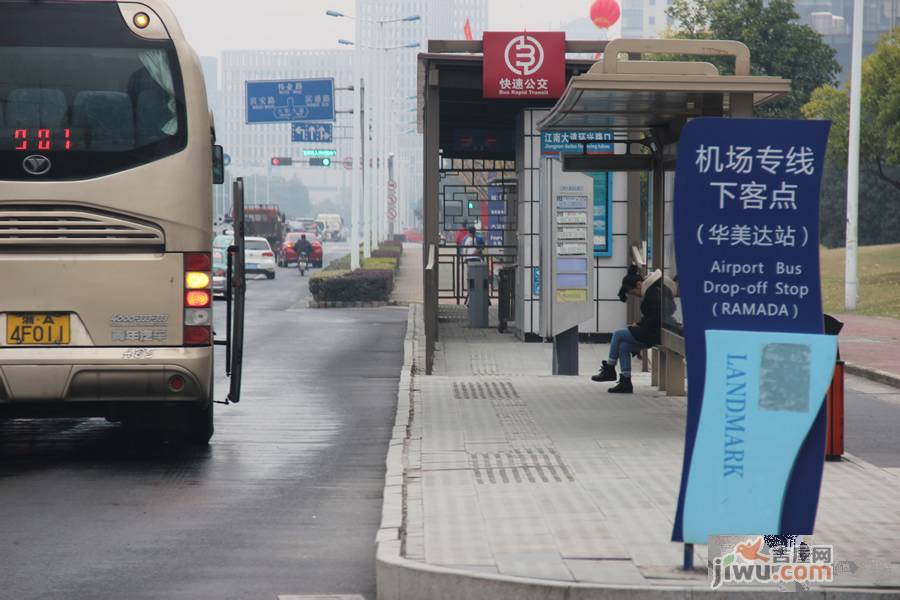 杭州滨江宝龙城实景图图片