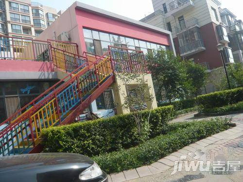天山观澜豪庭实景图图片