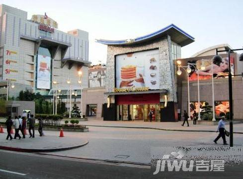 郑州国际美食娱乐广场实景图图片
