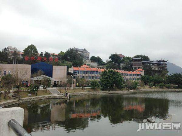 金水湖山城实景图图片