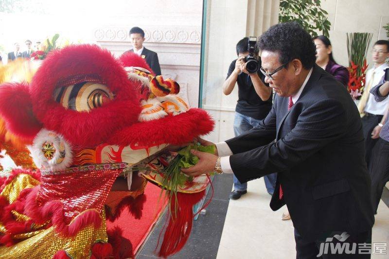 钰海环球金融中心售楼处图片