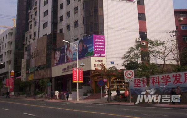 中铁大厦实景图图片