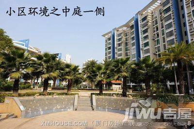 湖明丽景实景图图片