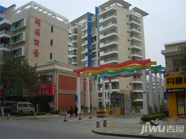 湖明丽景实景图图片