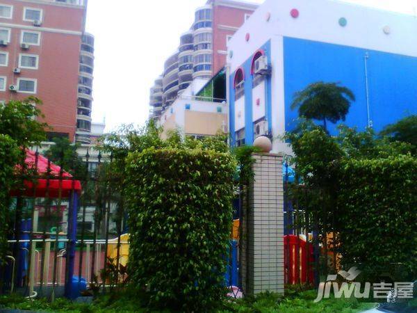 湖明丽景实景图图片