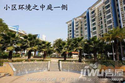 湖明丽景实景图图片