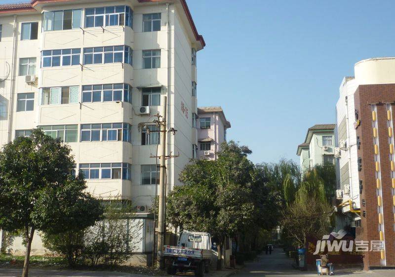鸿运小区实景图图片