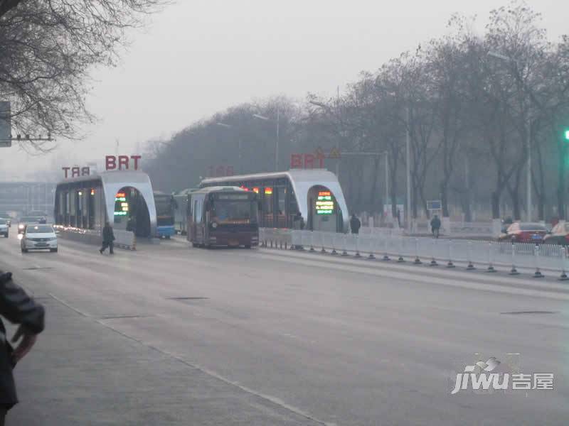 蓝天骏景配套图图片