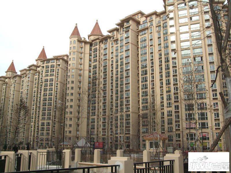 纳丹堡实景图图片