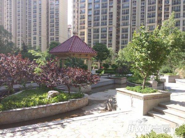 纳丹堡实景图图片