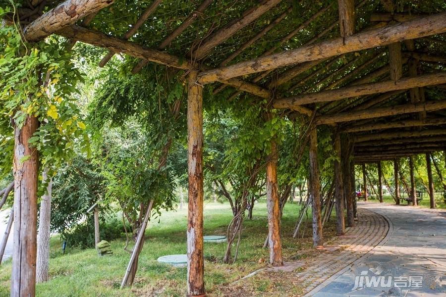 中国铁建兴盛馨苑配套图图片