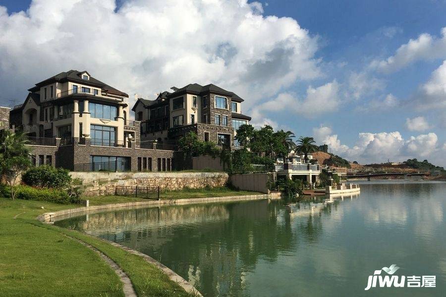 莲湖山庄实景图图片