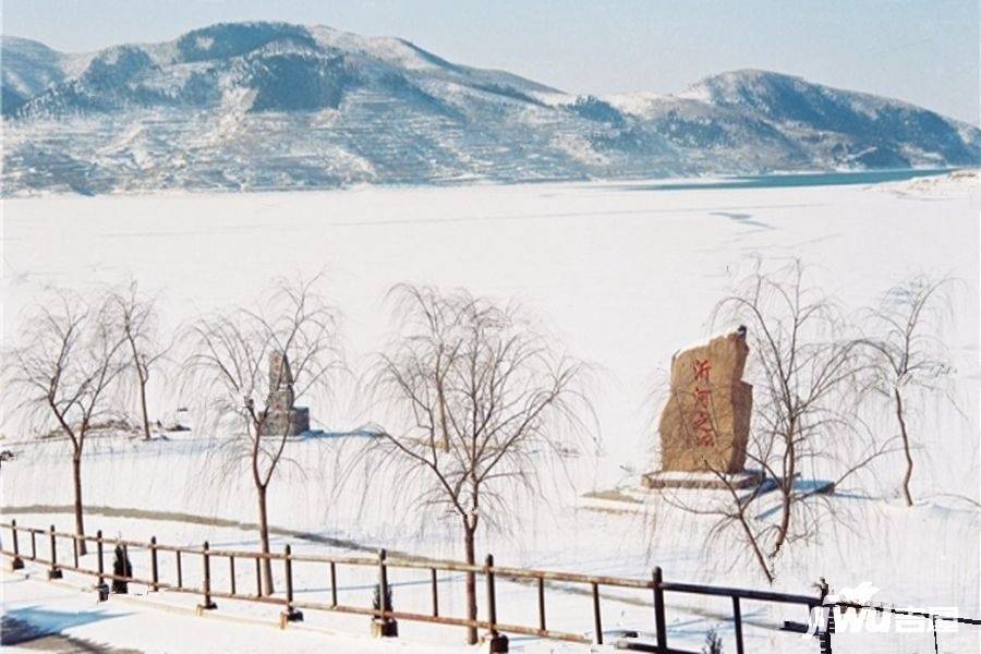 天湖峰境实景图图片