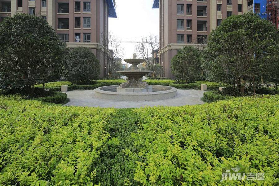 雅居乐星爵别墅实景图图片
