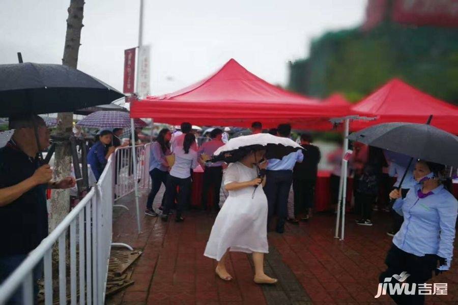 保利铃兰公馆售楼处图片
