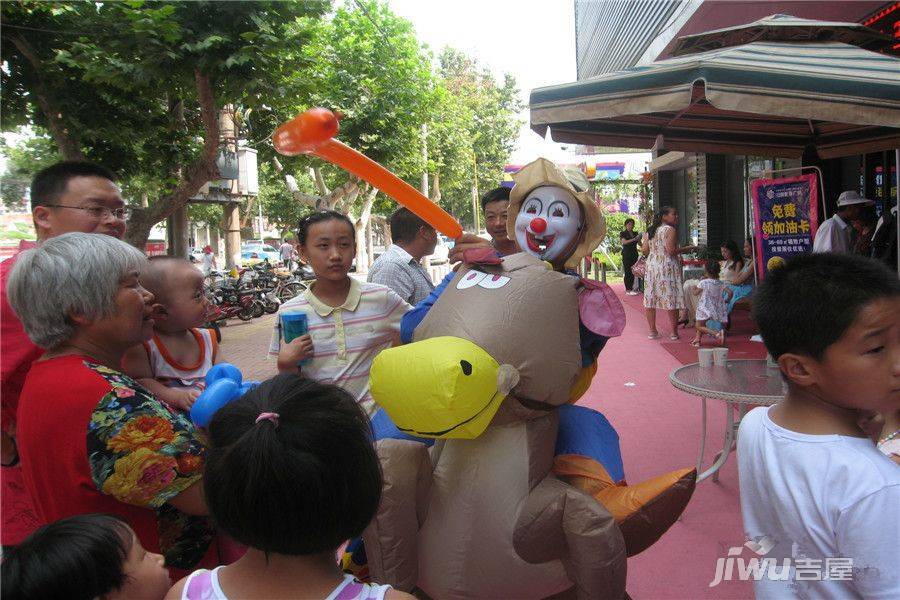 赛福特影视广场实景图图片