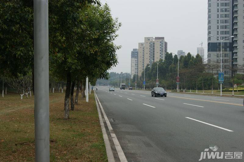 宏远御庭山实景图图片