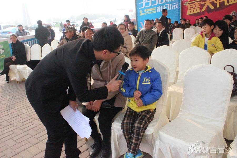 展恒怡和国际广场售楼处图片