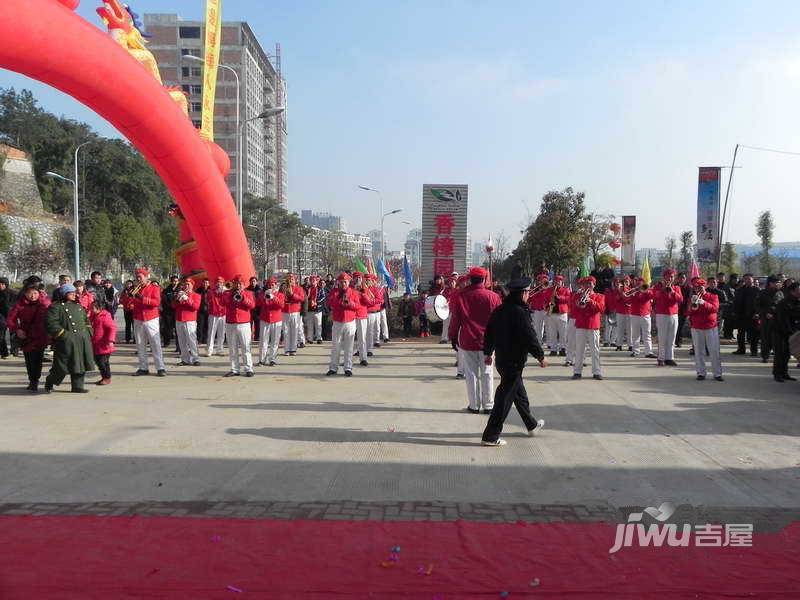 金地国际商住楼售楼处图片