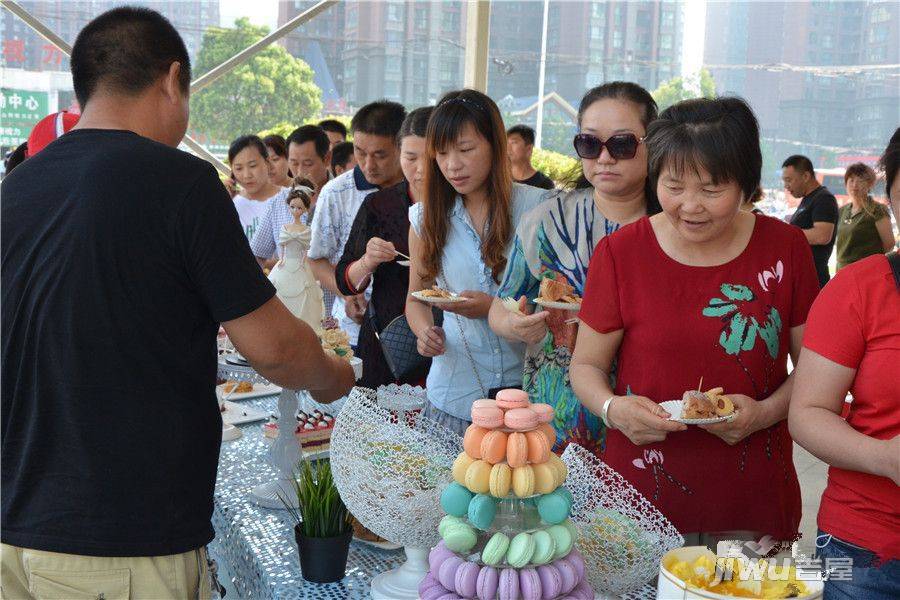 建业壹号城邦售楼处图片