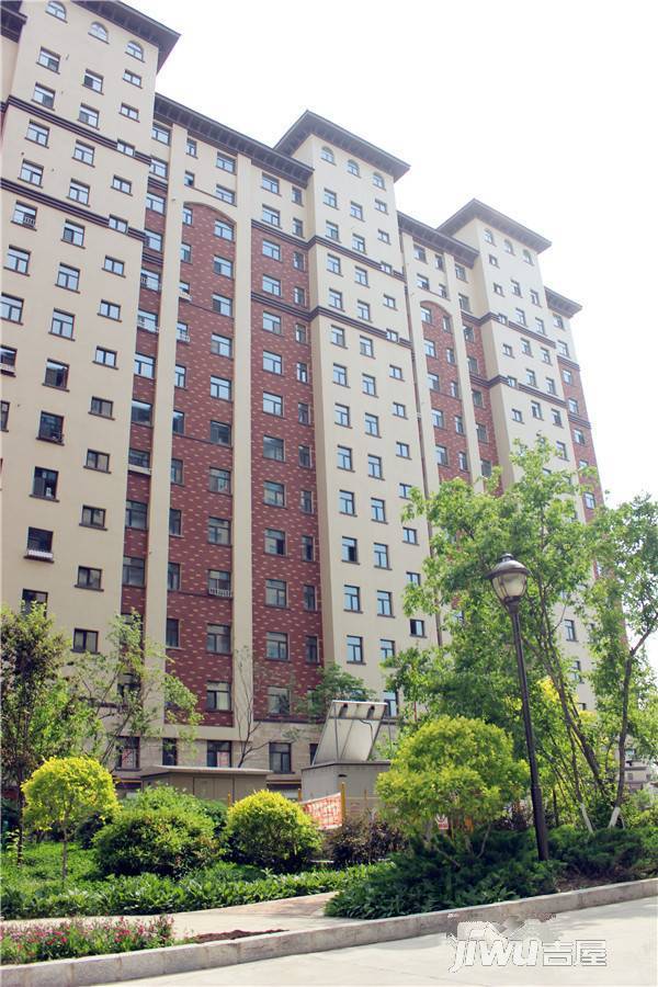 华隆雾凇东郡实景图图片