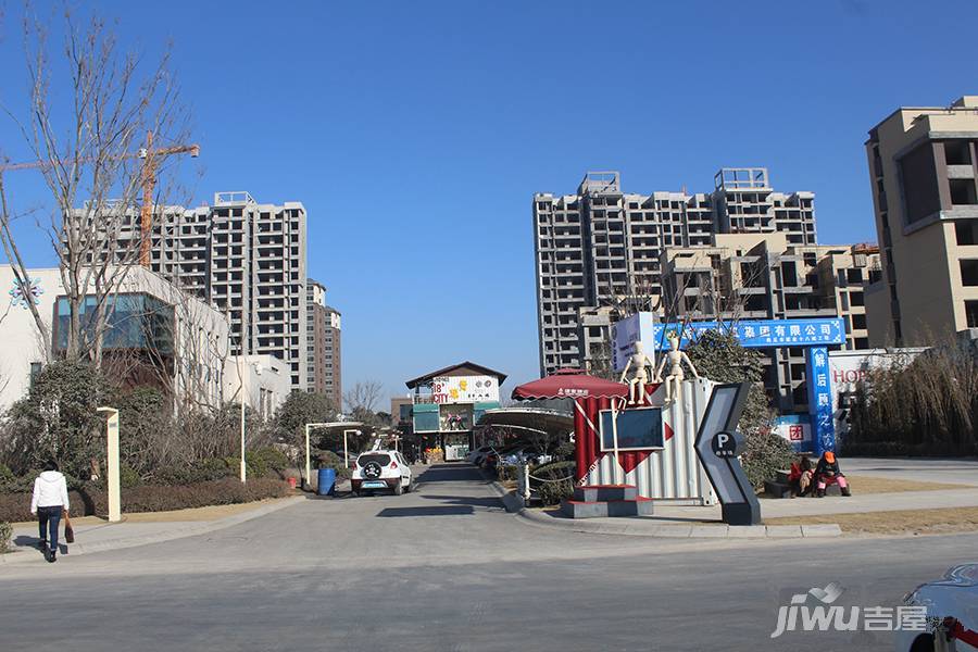 建业十八城5期山水湖城实景图图片