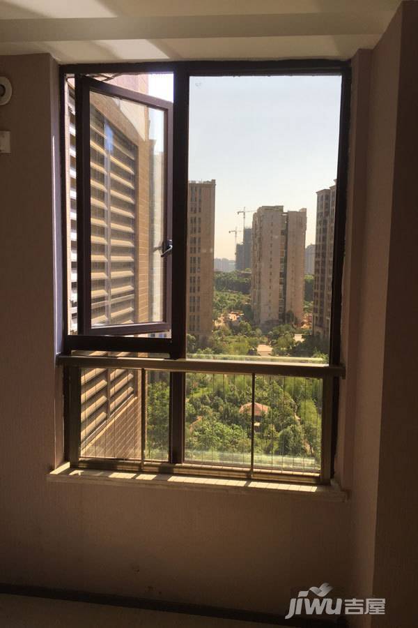 恒大奥苑实景图图片