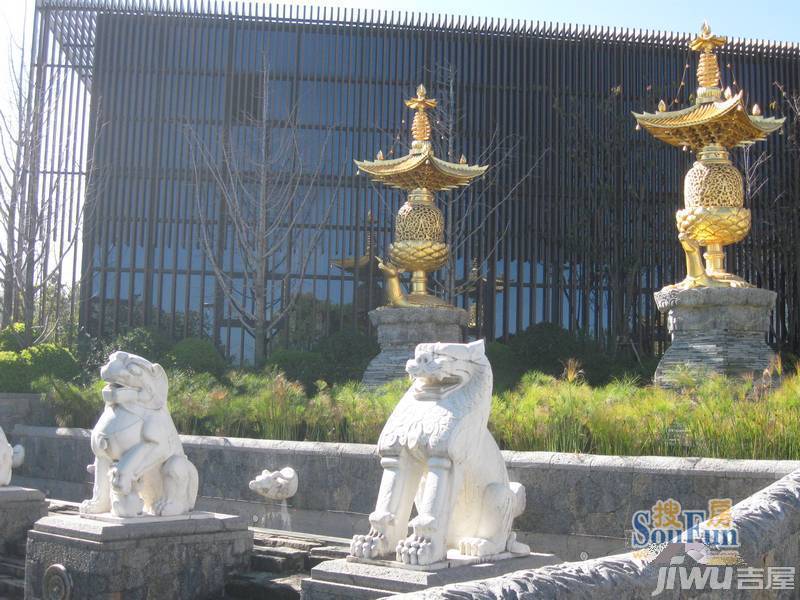 大理山水间实景图图片