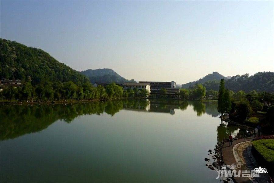 天沐温泉谷实景图图片