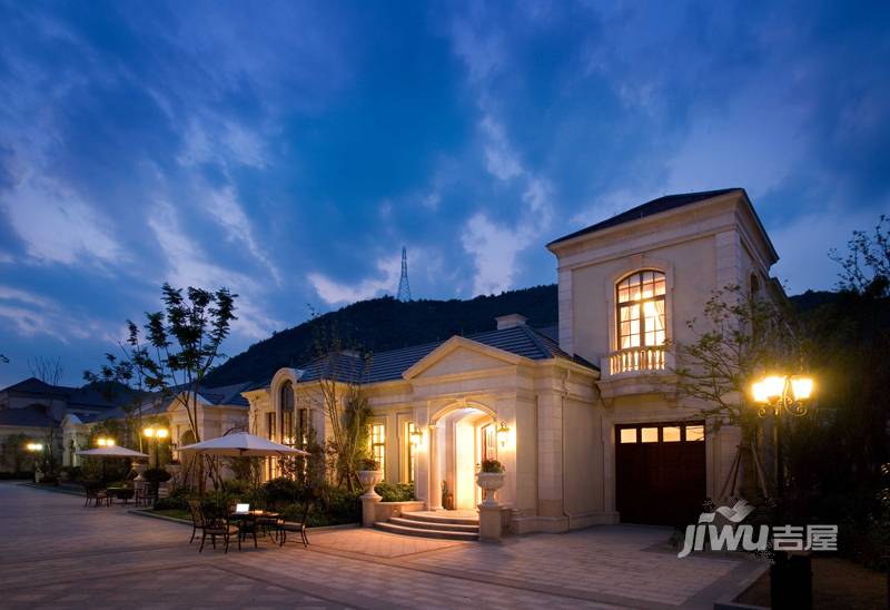 綠城青山湖紅楓園