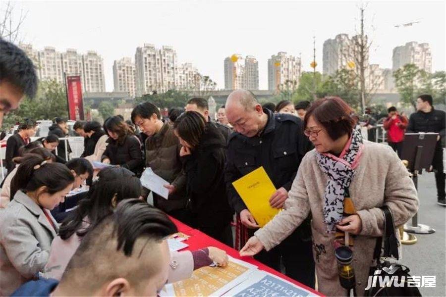 雅居乐国际花园售楼处图片