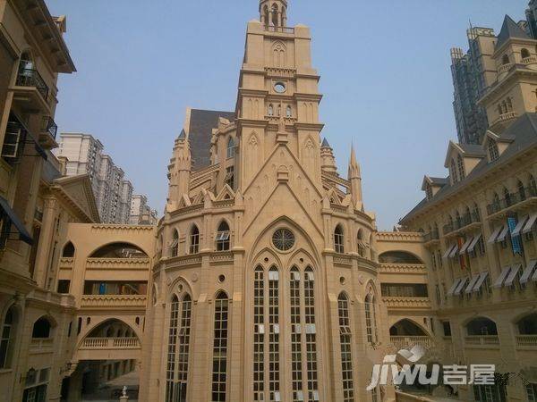 光谷世界城步行街实景图图片