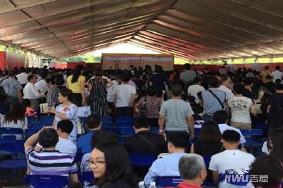 长投珑庭售楼处图片