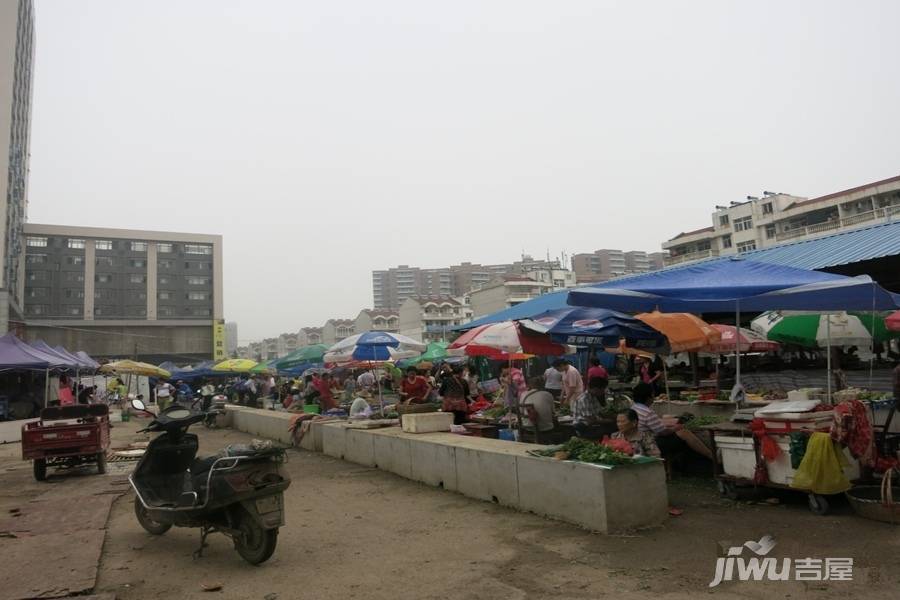 鸿发翰林府配套图图片