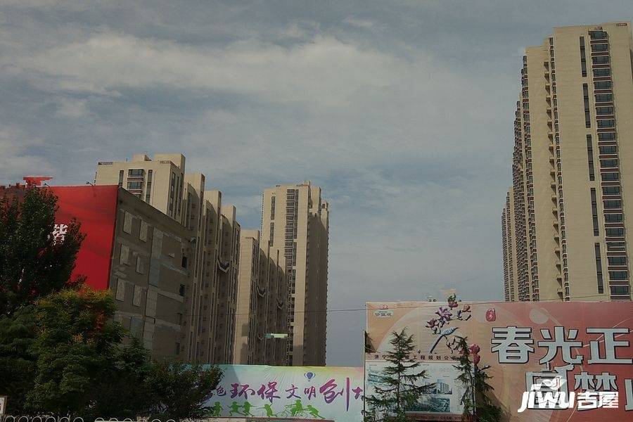 九巨龙红玺台实景图图片