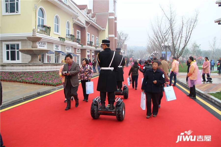 恒大山水城售楼处图片