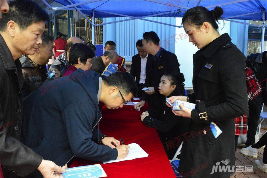 万昌东方巴黎水岸样板间图片