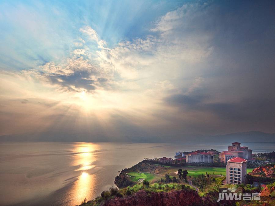 抚仙湖太阳山国际度假小镇实景图图片