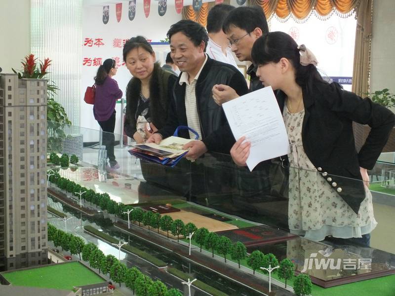 琥珀新天地售楼处图片