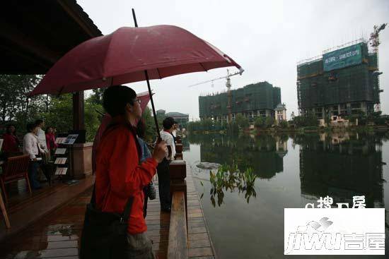 东骏湖景湾实景图图片