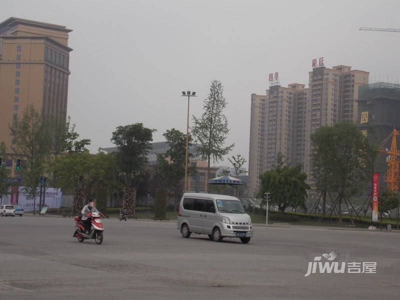 时代豪廷广场实景图图片