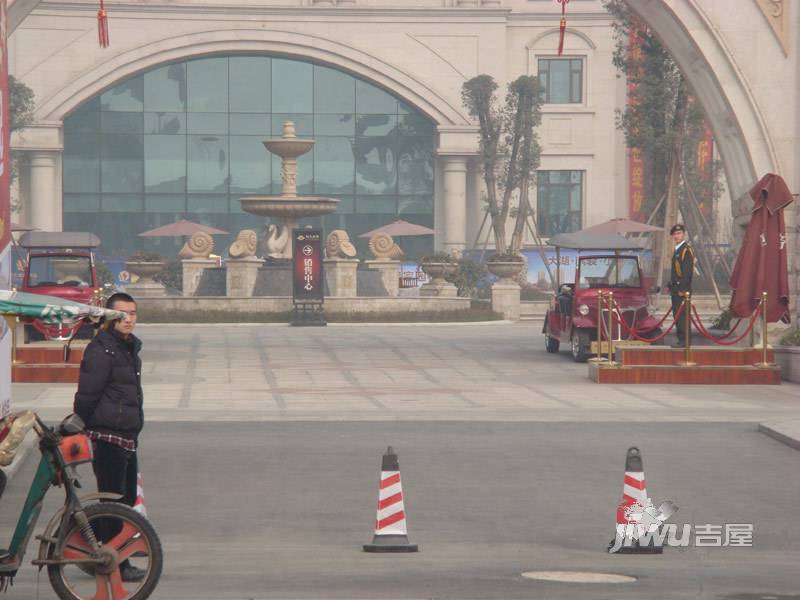 恒大帝景商铺实景图图片