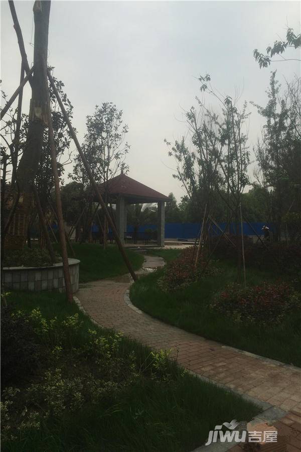 大月龙湖尚城实景图图片