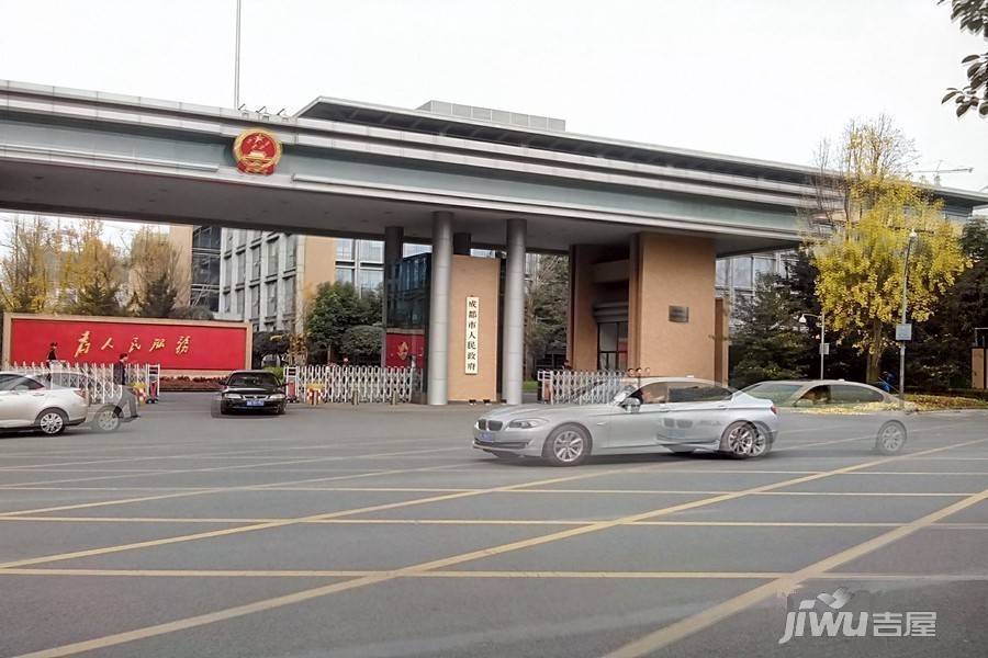 世龙广场位置交通图图片